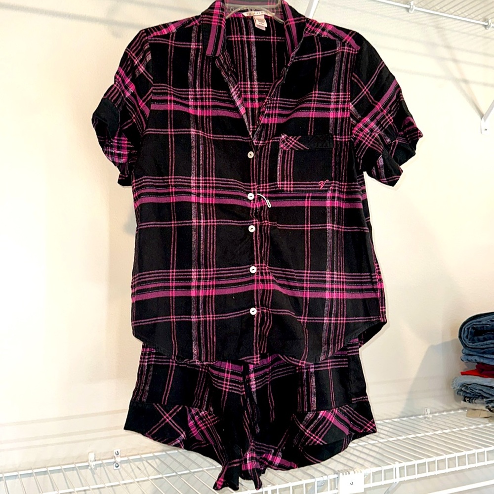 Victoria’s Secret pajamas shirt and shorts size M; 54% cotton 44% viscose